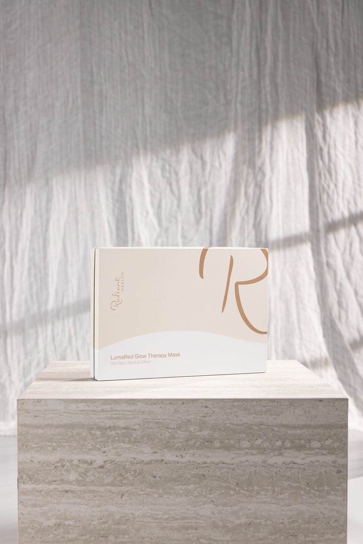 LumaRed Therapy Mask, esken